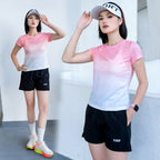 FlexForm Moisture-Wicking Fitness Set