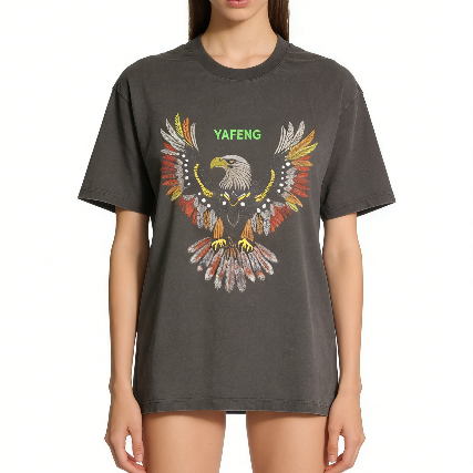 Embroidered Graphic T-Shirt for Urban Fashion